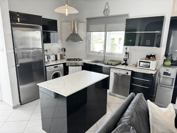 Cozy pool and garden view apartment in Sea Magic Park