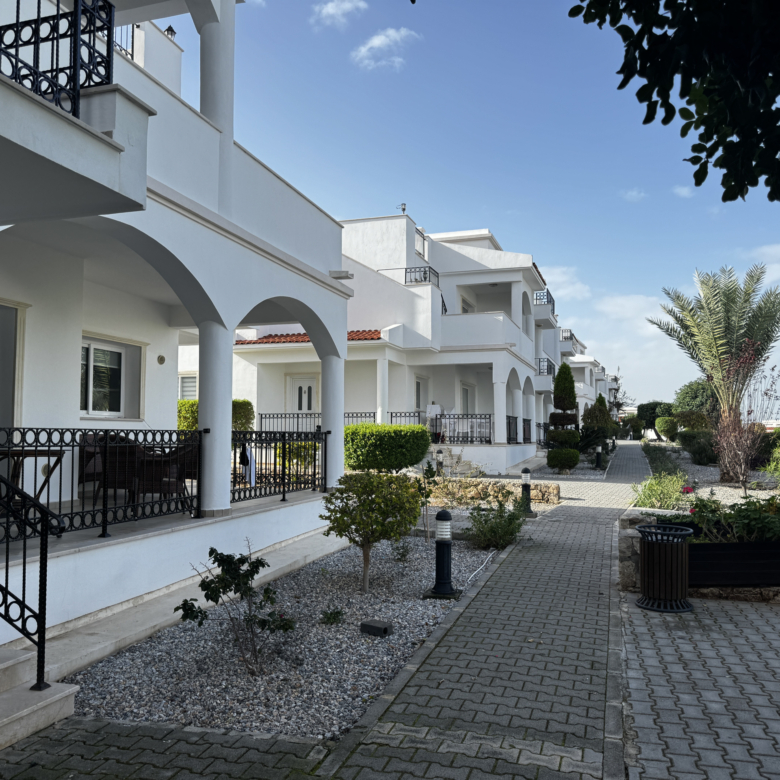 Cozy pool and garden view apartment in Sea Magic Park