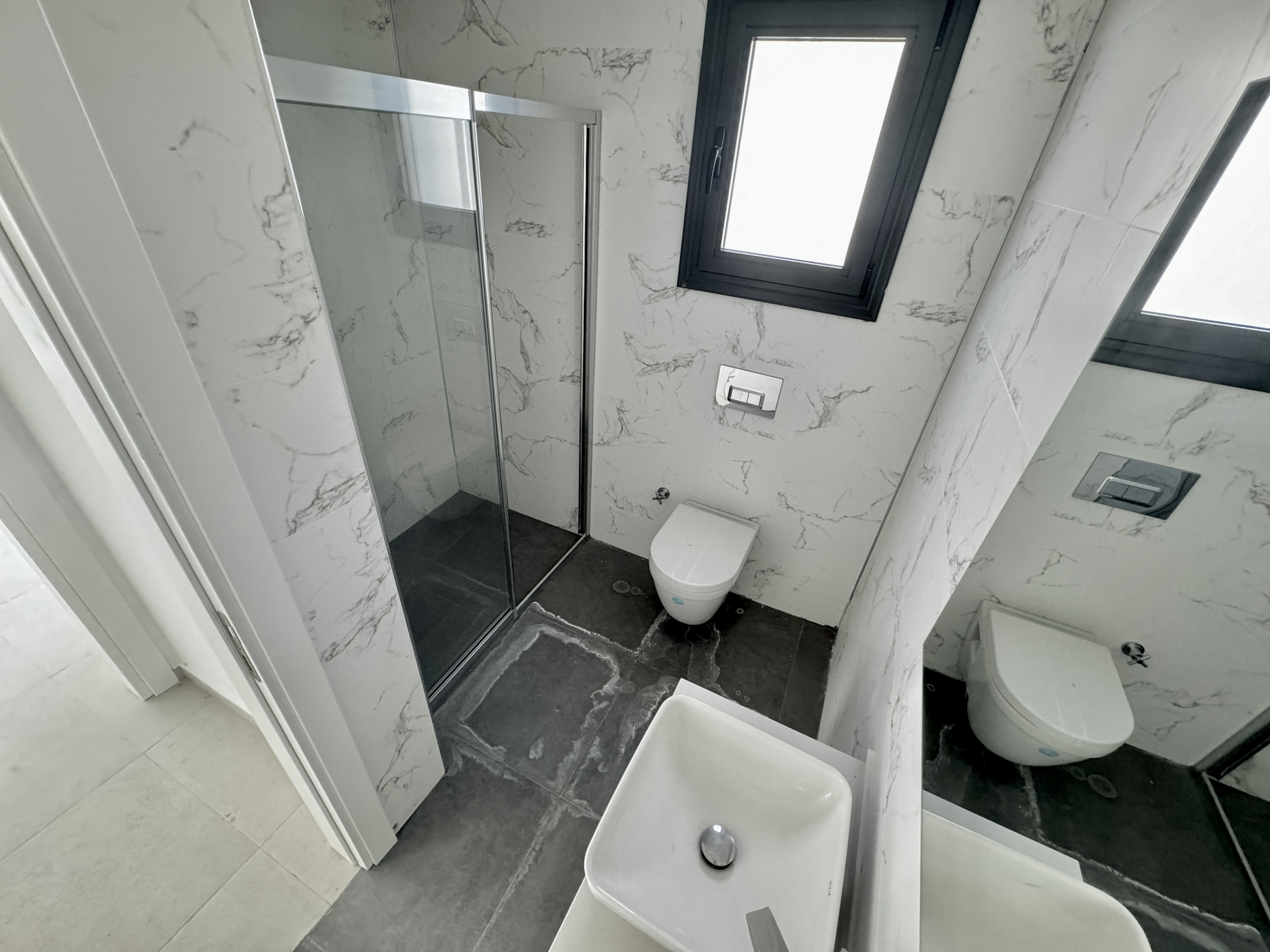2 bedroom Brand New apartment in the heart of Kyrenia city center
