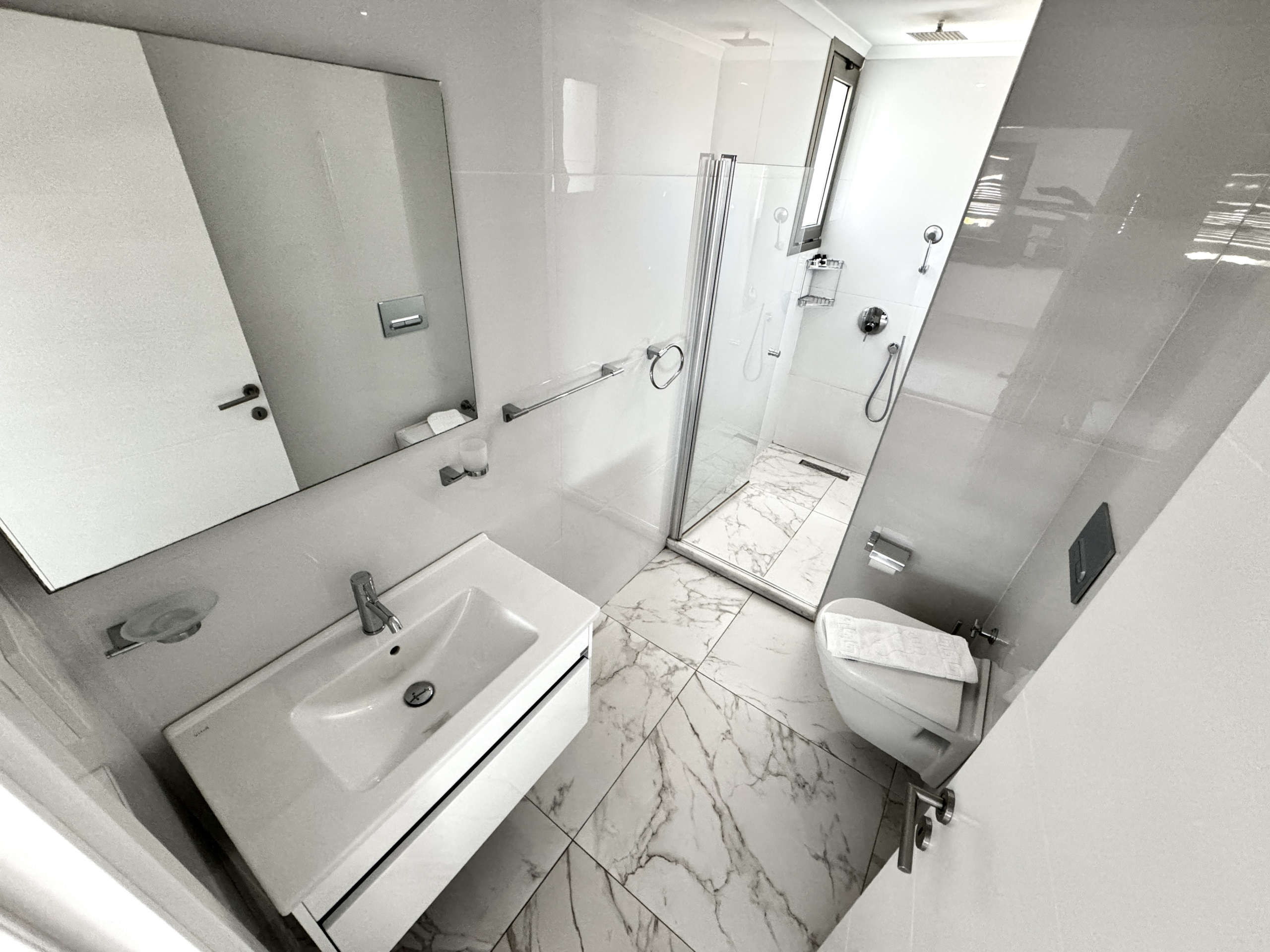 3 bedroom garden apartment for sale newly refurbished