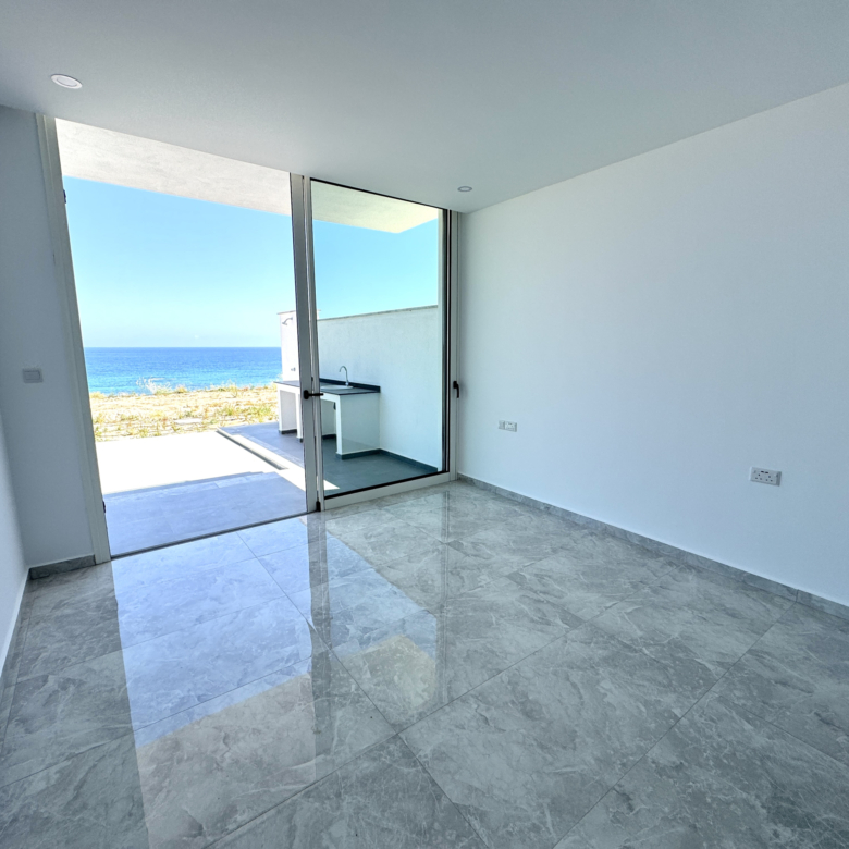 Sea front 4 bedroom luxury duplex apartment  with private beach