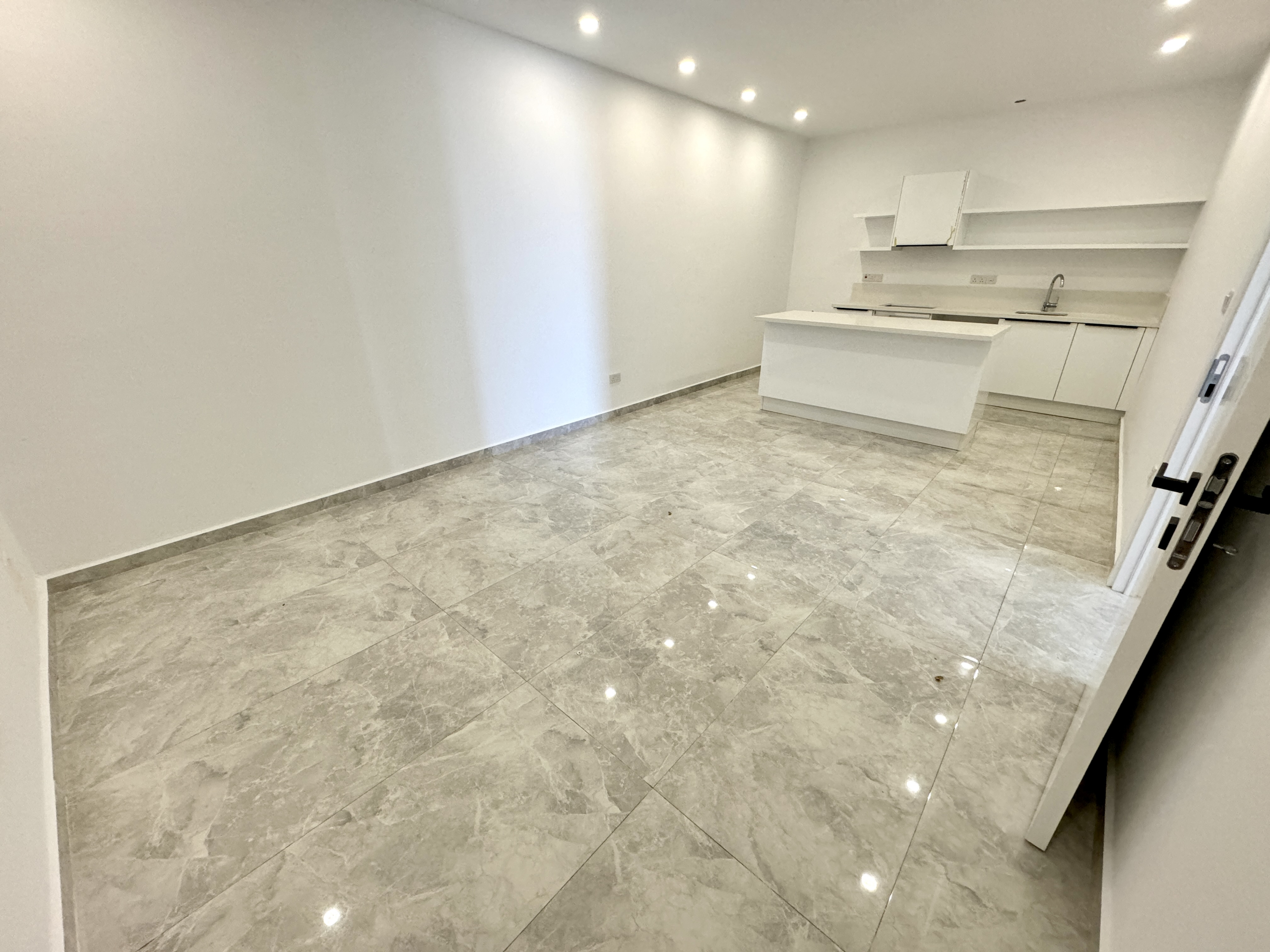 Sea front 4 bedroom luxury duplex apartment  with private beach