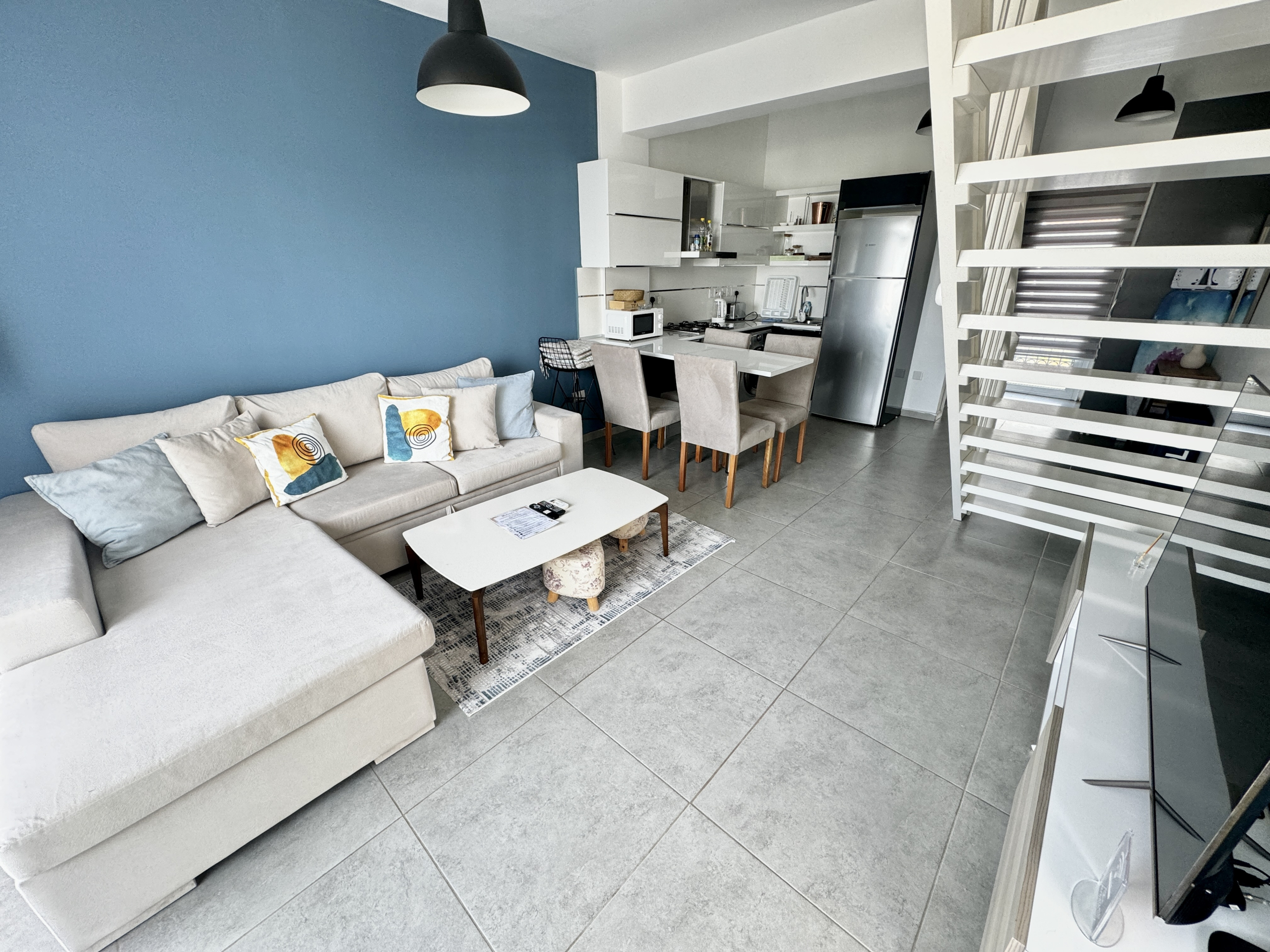 1 bedroom apartment by the pool with a great sea view