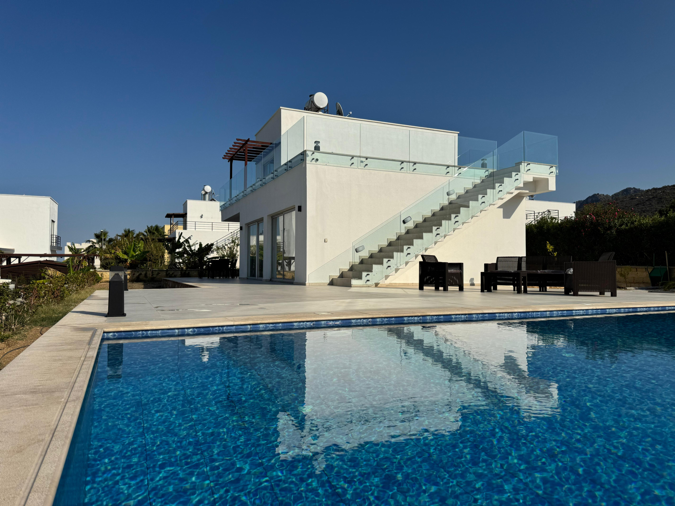 3 bedroom sea and Mountain View villa