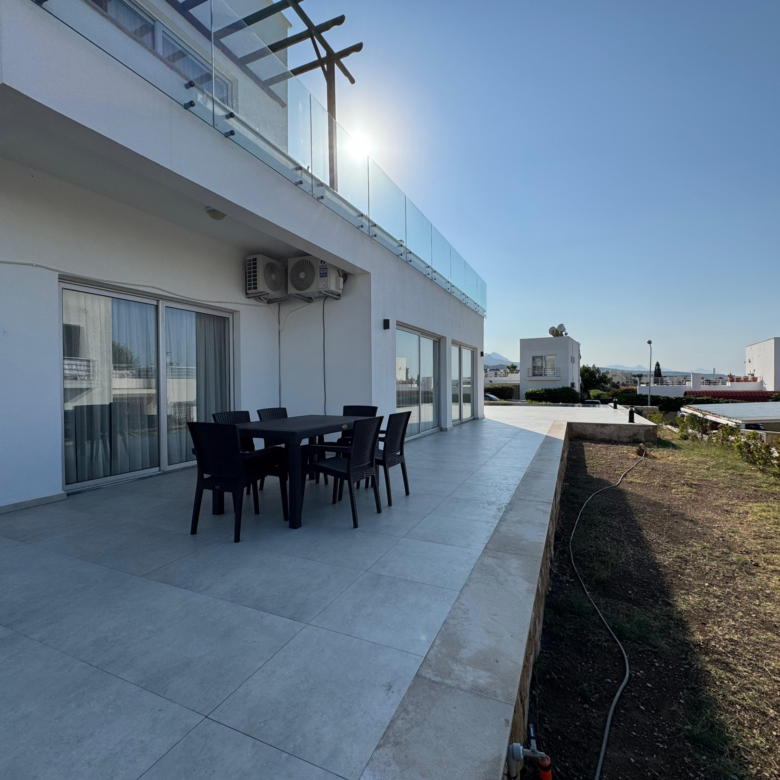 3 bedroom sea and Mountain View villa