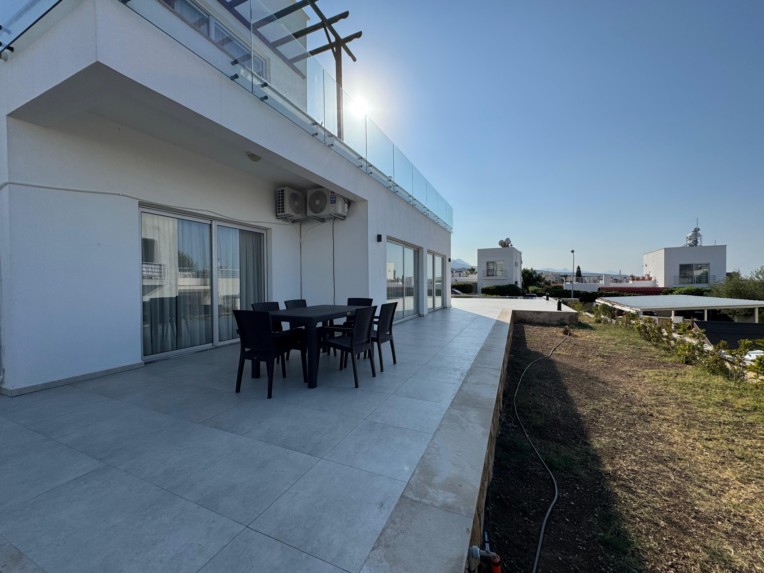 3 bedroom sea and Mountain View villa