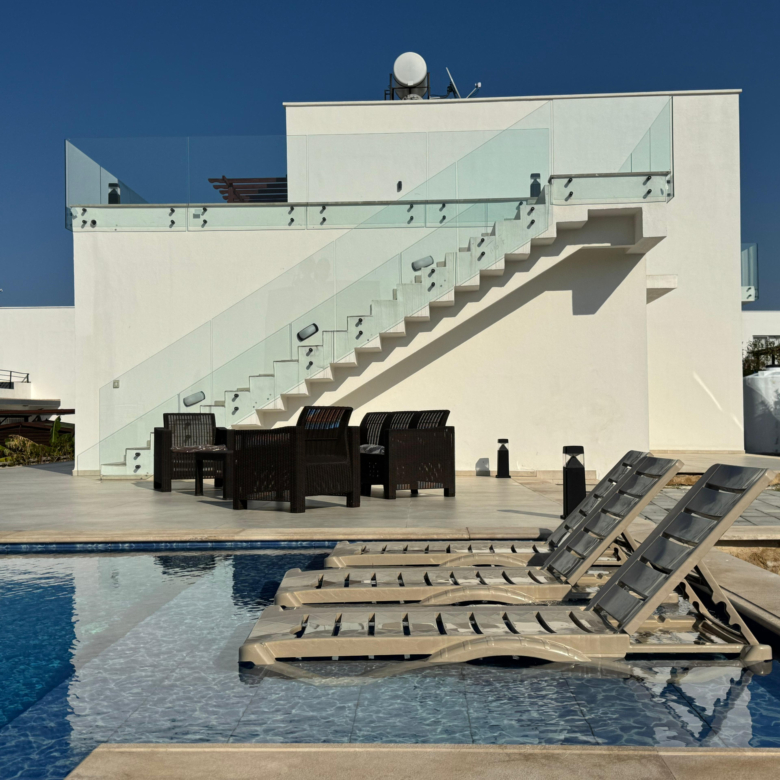 3 bedroom sea and Mountain View villa