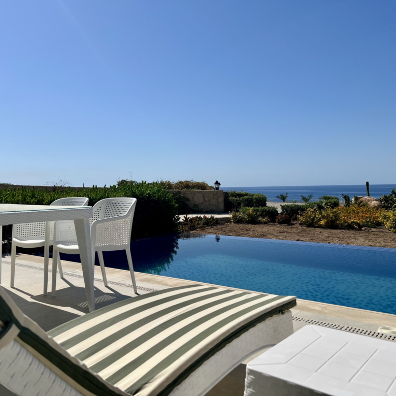 Sea front 3 bedroom garden apartment with private swimming pool