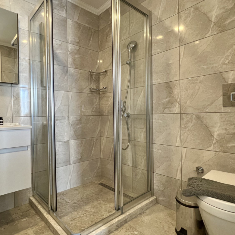 Sea front 3 bedroom garden apartment with private swimming pool