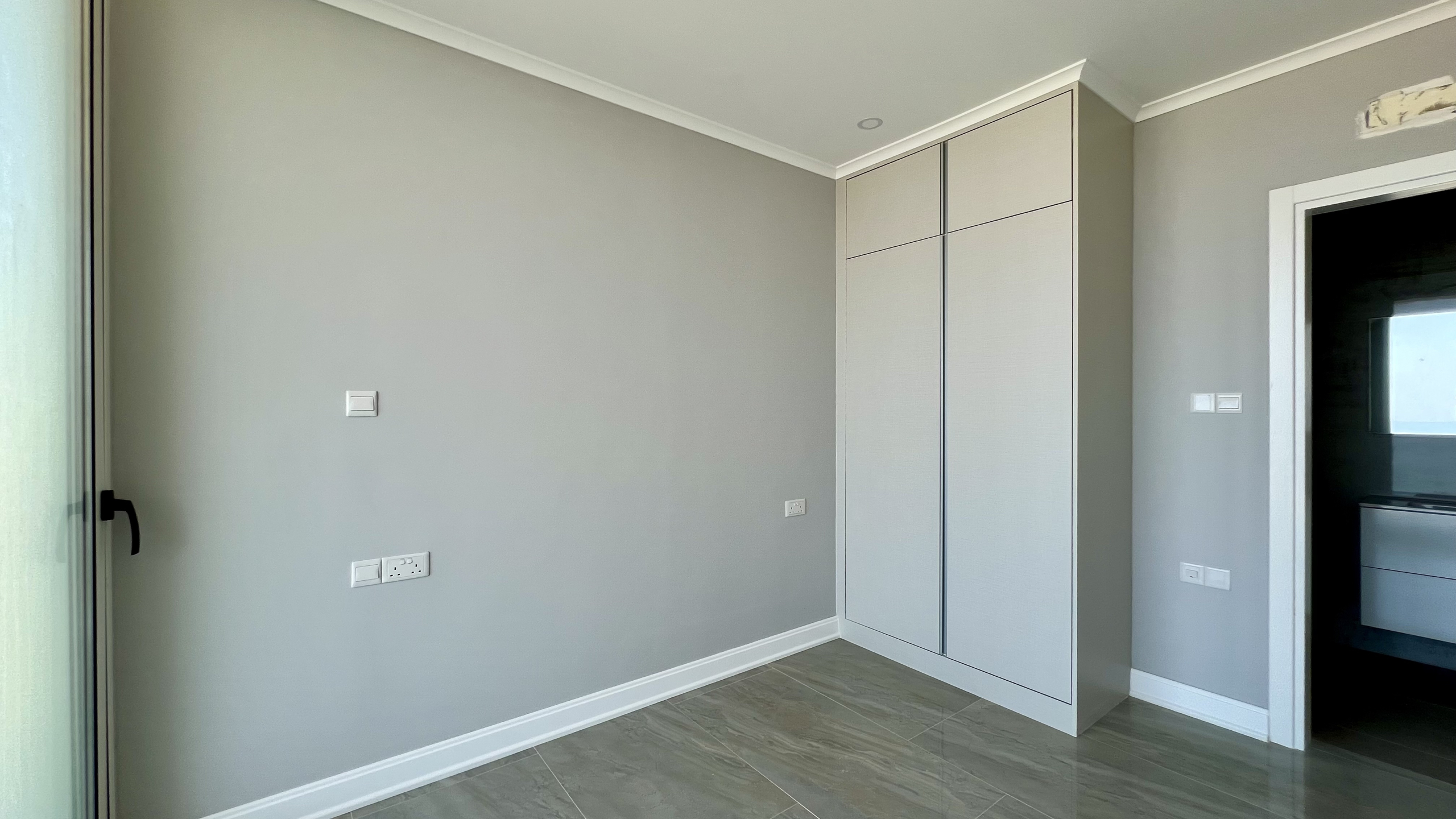 2 bedroom Sea and Beach front loft apartment