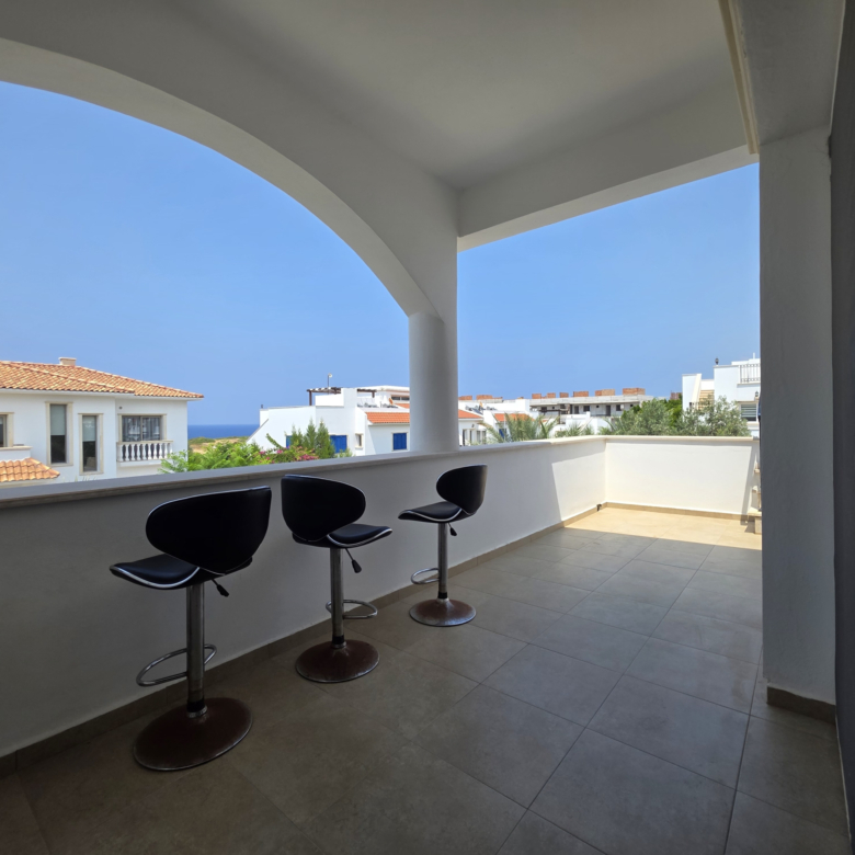 3 bedroom Sea View penthouse