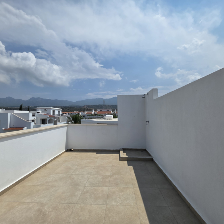 3 bedroom Sea View penthouse